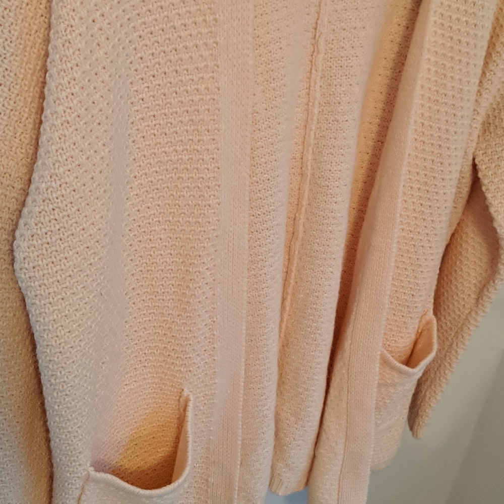 It's got pockets! ๐ - Picture 5 of 5